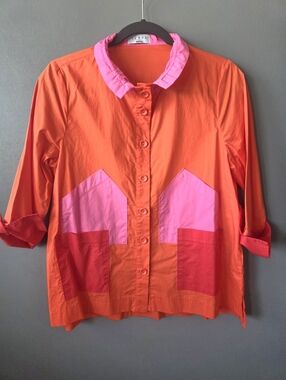 Terra SJ Apparel Art to Wear Tunic Blouse Medium Vibrant Patchwork Lagen look